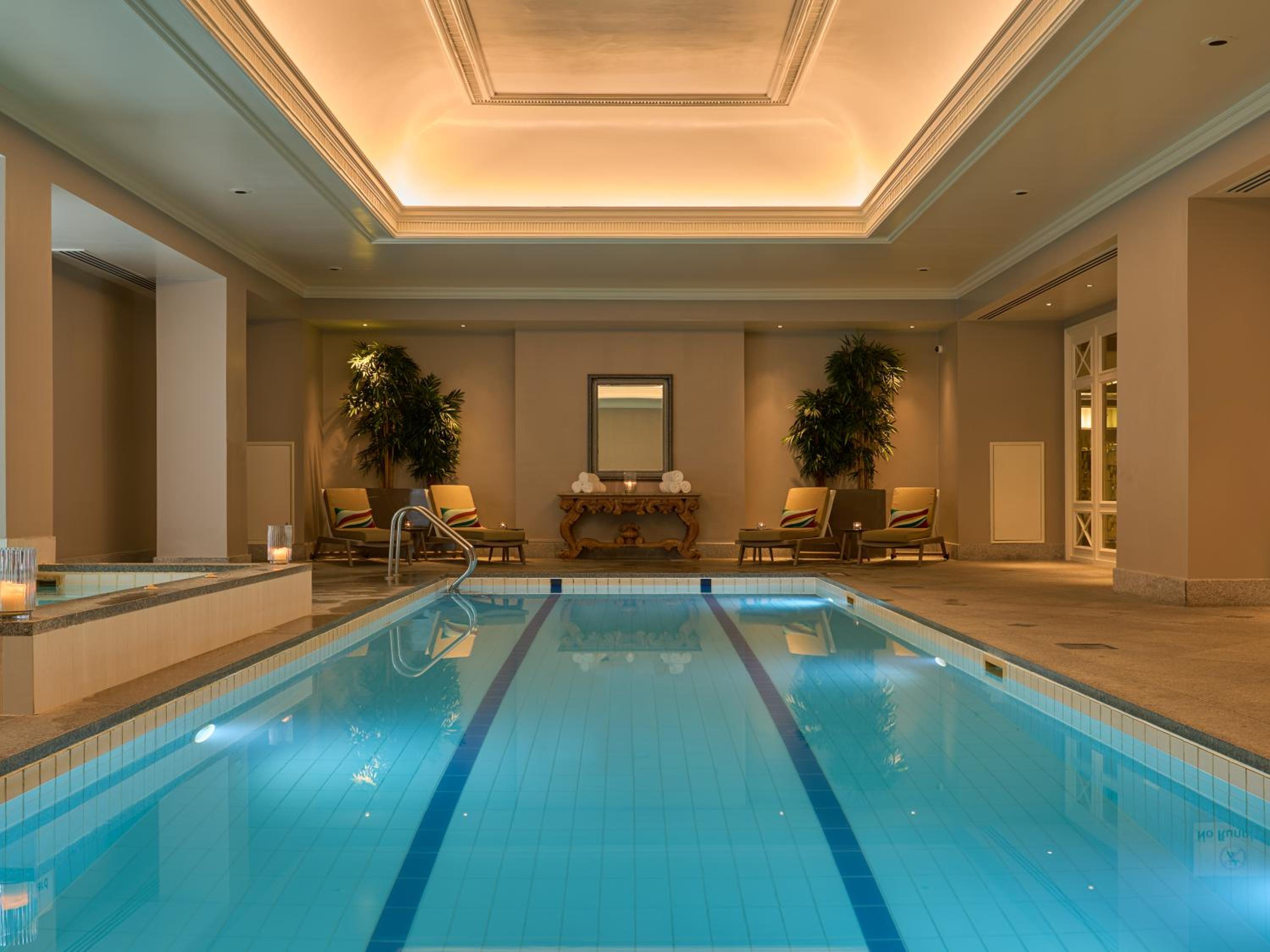 InterContinental Hotels DUBLIN by IHG